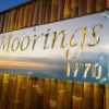 Отель Moorings, фото 1