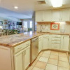 Отель Gulf Shore Condo #605, фото 7