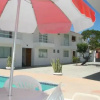 Отель Beverly Hills Flat, фото 13
