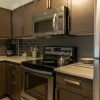 Отель Fort Garry Place Furnished Suites, фото 25
