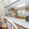 Отель Beachside 4 - Four Bedroom Home, фото 13