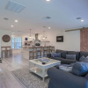 Отель Sarasota 32 - 2 Br Home, фото 3