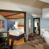 Отель Ramada Plaza Crystal Palace в Монктоне