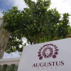 Отель Augustus Hotel, фото 1