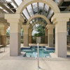 Отель Colonnade Club 174, фото 8
