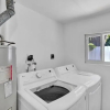 Отель Just Listed! Newly Remodeled 3/2 Pool Home 3 Bedroom Home by Redawning, фото 6