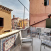 Отель Santo Stefano Accademia Apartment Venice, фото 15