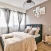 Отель Chic and spacious apart with parking, фото 11