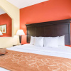 Отель Comfort Suites Salina South, фото 23