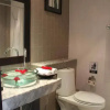 Отель Two Villas Holiday Phuket: Two Villas Suite Serviced Apartment Nai Harn Beach, фото 7