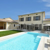 Отель Stunning Villa in Uzès - Garrigues Sainte Eulalie with Pool, фото 5