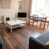 Отель Bright, Spacious West-End Flat, Near University, фото 5