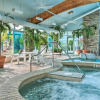 Отель Oceanfront Resort, Year-round Pools, Private Beach, фото 16