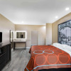 Отель Super 8 by Wyndham Houston NW Beltway 8/West Rd, фото 21