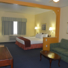 Отель Howard Johnson Suites Central, фото 3