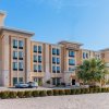 Отель La Quinta Inn & Suites by Wyndham Carlsbad, фото 19