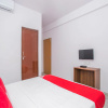 Отель OYO 15695 Varcity Comforts, фото 19