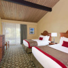 Отель Ramada by Wyndham Santa Barbara, фото 6