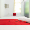 Отель Reddoorz Near Sun Plaza Medan 2 - Hostel, фото 4