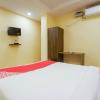 Отель OYO 63371 R Square Stay, фото 9