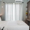 Отель Good Designed And Cozy Studio At Sky House Bsd Apartment, фото 2