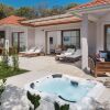 Отель Luxury Bay Villa with private hot tub, фото 2