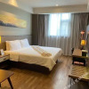 Отель Home Inn Plus (Nanjing Dinghuai Gate Longjiang Metro Station), фото 3