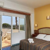 Отель Hostal Illes Pitiüses, фото 6