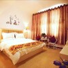 Отель Linglong Yage Holiday Hotel в Лицзяне