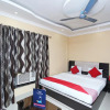 Отель OYO 26121 Red Stone Premium, фото 3