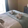Отель Comfy Stays Swansea Flat 3, фото 7
