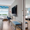 Отель Tru By Hilton Toronto Airport West, фото 20