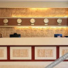 Отель Weijia Business Hotel, фото 2