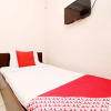 Отель OYO 30274 Temple City Guest House, фото 16