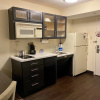 Отель MainStay Suites Wichita Northeast, фото 21