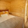 Отель West Glacier Cabin Village, фото 9