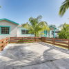 Отель Hollywood Cottage: 2 Mi to Hollywood Beach!, фото 15