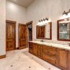 Отель KBM Resorts: Deer Valley Home Breathtaking Views, Elevator, Gourmet Kitchen, Hot Tub, Gym, фото 14