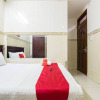 Отель RedDoorz Plus near Tan Son Nhat Airport, фото 12