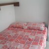 Отель Confortable Suite in a Cozy House Excelent Location and Transport Acess, фото 10