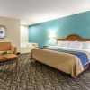 Отель QUALITY INN & SUITES CIRCLEVILLE, фото 2