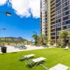 Отель 2 Bedroom on the 9th Floor with Diamond Head Views | 1 Block To Beach | Free Parking & Wifi, фото 5