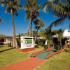 Отель Barefoot Mailman Inn & Suites, фото 16