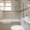 Отель 3 Bedroom House In Tooting With Garden, фото 10
