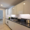 Отель HiGuests - Luxurious 1BR in Palms with Private Beach Access, фото 7