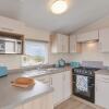 Отель Stunning 6 Birth Caravan in Skegness, Herons Mead, фото 4