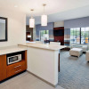 Отель Hampton Inn & Suites Chapel Hill-Carrboro/Downtown, фото 4