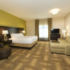 Отель Staybridge Suites Orlando at SeaWorld, an IHG Hotel, фото 3