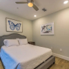 Отель Deedee's Lofts at Grove II, фото 16