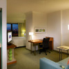 Отель SpringHill Suites by Marriott Newark Liberty International, фото 2
